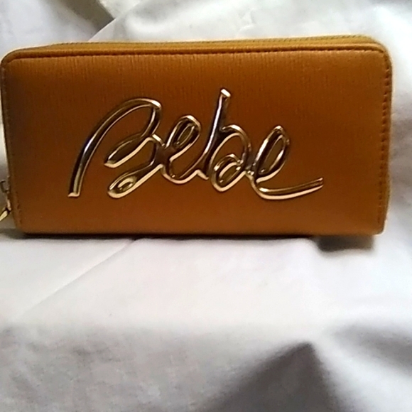 Bebe Wallet - Picture 1 of 3